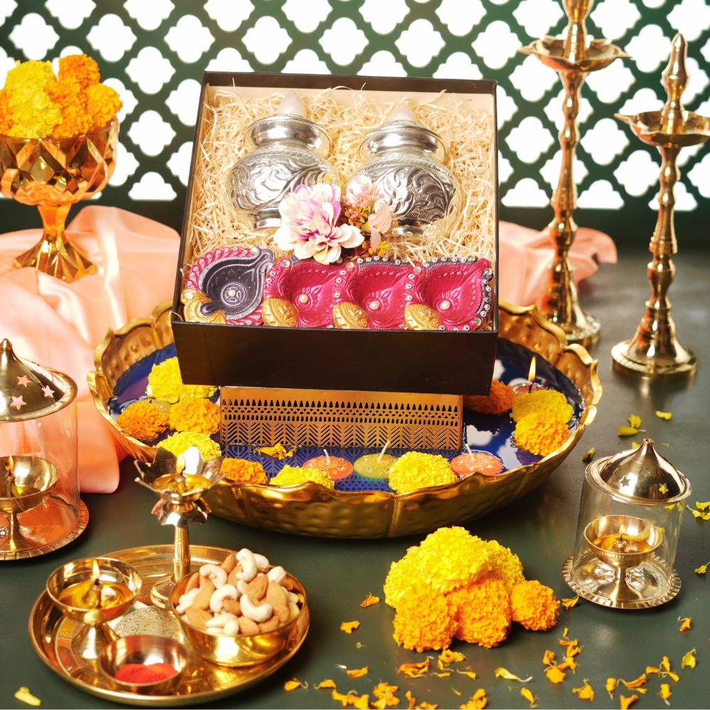 Silver light Hamper