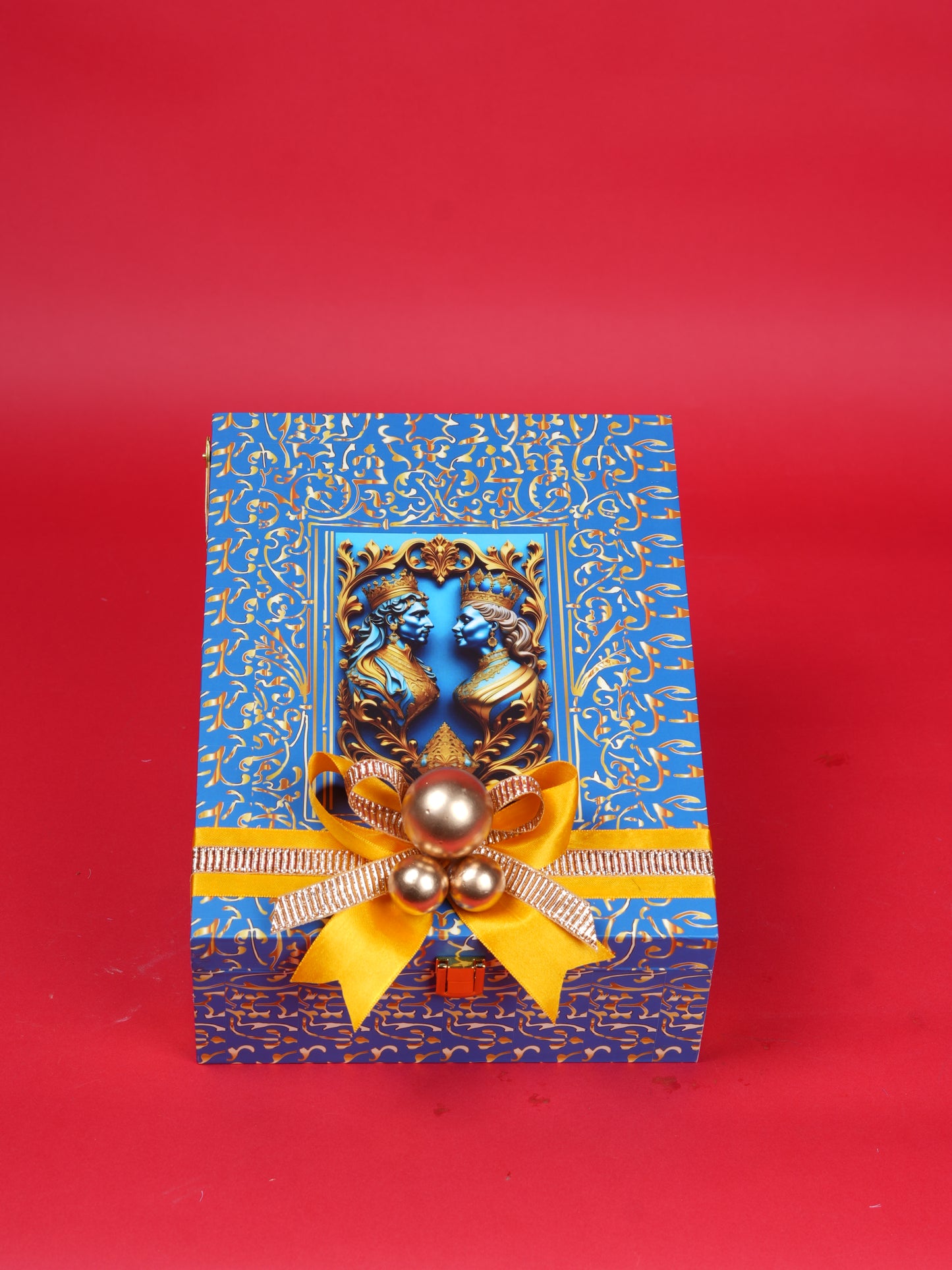 Blue King and queen Box Hamper