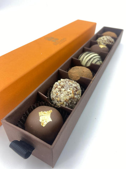 Assorted Truffle Box (7 Pieces)