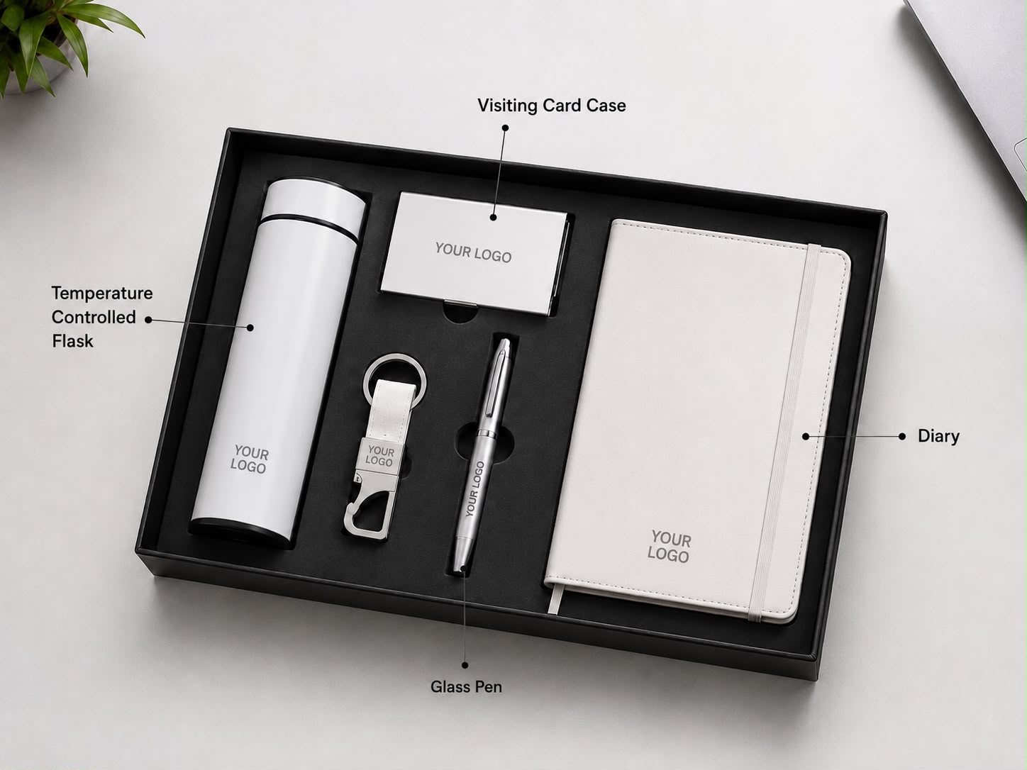 Compact White Office essentiel Hamper - 2