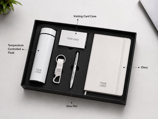 Compact White Office essentiel Hamper - 2